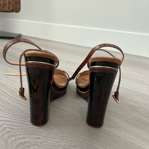 Ferragamo Salvator Blair Tortoise Wedges - Picture 4 of 7